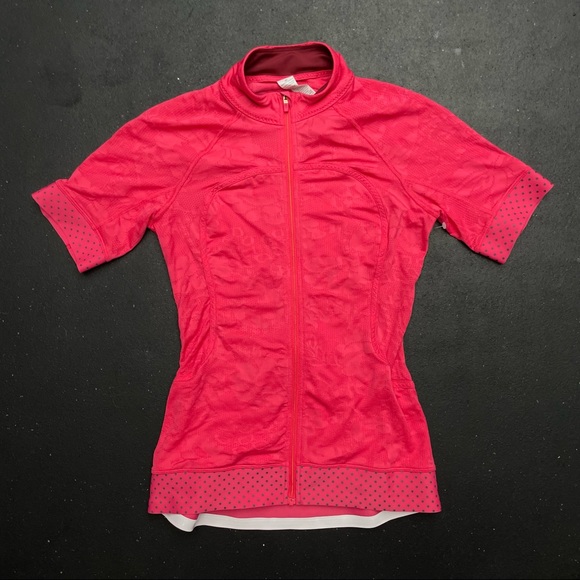 lululemon athletica Tops - NWOT lululemon Leader of the Pack Cycling Jersey Bike Spin top kit